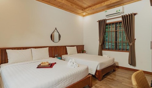 Panoramic Triple Room