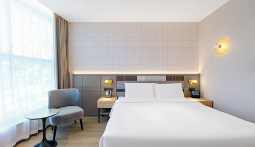 Superior Single Room, City View