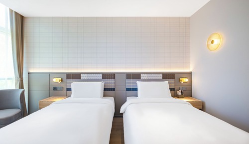 Classic Double Room, City View