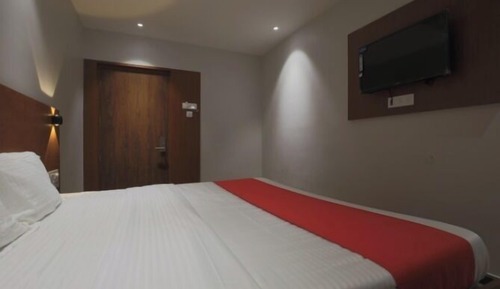 Triple Room, 1 King Bed