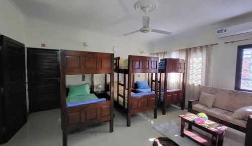 Standard Triple Room, City View