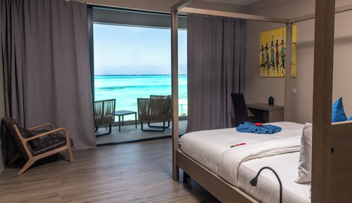 Deluxe Double Room, 1 King Bed, Balcony, Ocean View