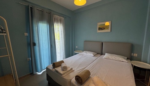 Classic Apartment, Courtyard View