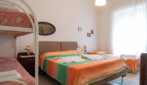 GROUND FLOOR APARTMENT N9