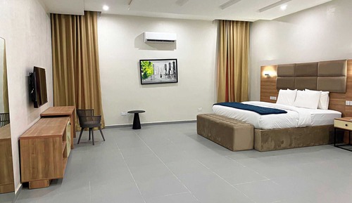 Deluxe Room, Balcony, City View