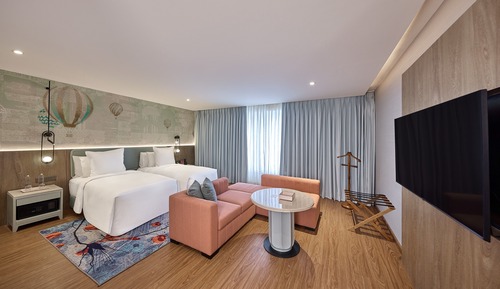 Reserve Twin Room Smart Laundry, Espresso Machine and Non-Alcoholic Mini Bar