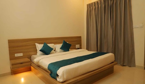 Deluxe Room, Balcony, Garden View