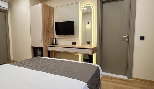 Deluxe Double Room, City View