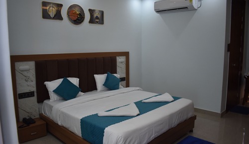 Deluxe Double Room, Hill View