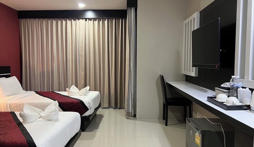 Standard Room, 2 Twin Beds, Non Smoking, Private Bathroom