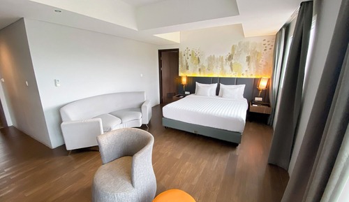 Junior Suite, Balcony, Mountain View