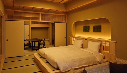 Kadan Suite with Open Air Rock Bath ,Dining