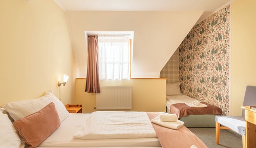 Deluxe Triple Room, River View