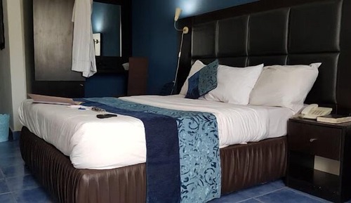 Deluxe Room, Balcony, City View