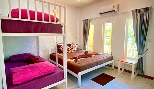 Triple Room