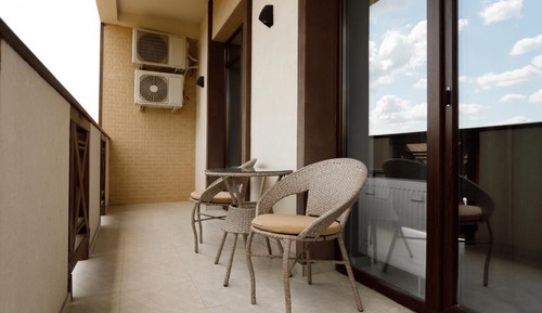 Deluxe Double Room Single Use, Balcony