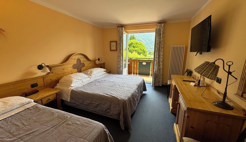 Comfort Triple Room, Balcony, Lake View