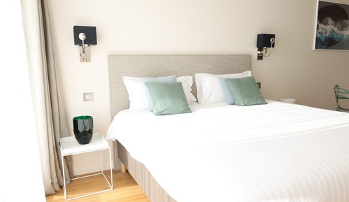 Classic Suite, City View