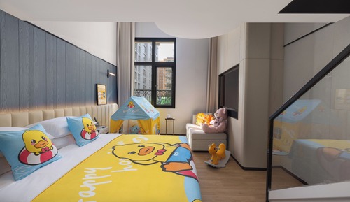 Family Duplex, Multiple Beds, Private Bathroom, City View