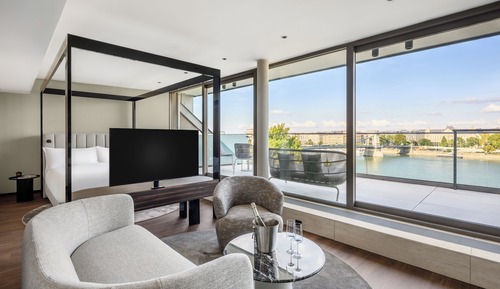 Luxury Studio