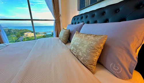 Deluxe Suite, 1 Bedroom, Balcony, Ocean View