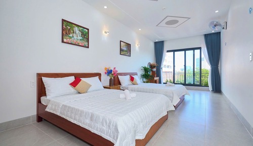Deluxe Apartment, Courtyard View