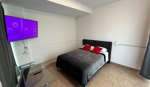 Basic Room, 1 Queen Bed