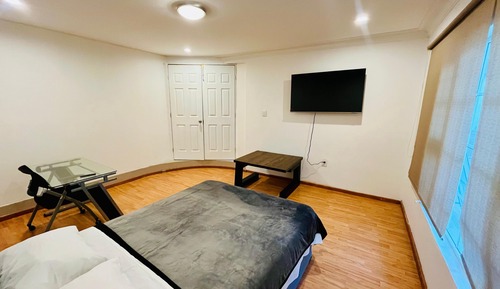Basic Room, 1 Queen Bed
