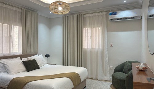 Standard Suite