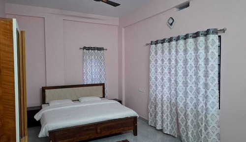 Family Apartment, Mountain View