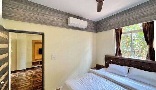 Standard Suite
