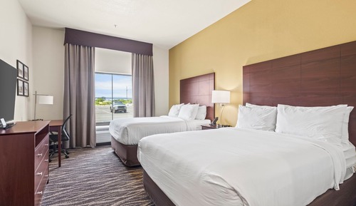 Room, 2 Queen Beds, Non Smoking (Guestroom with Audible/Visual Alert)