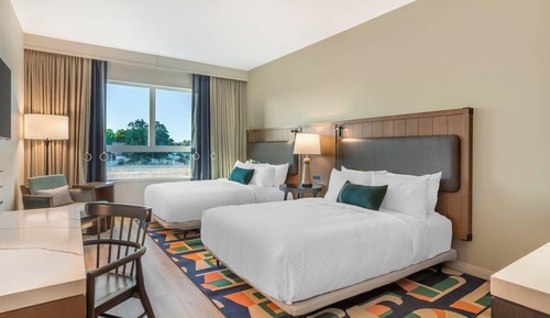 Room, 2 Queen Beds, Accessible, Non Smoking