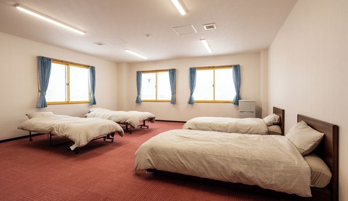 Basic Quadruple Room, Multiple Beds, Mountain View