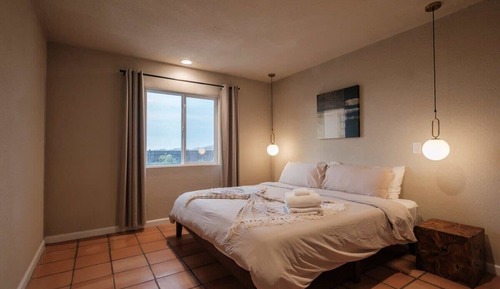 House (3 Bedrooms)