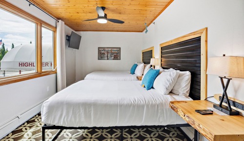 Deluxe Double Room, Multiple Beds, Non Smoking