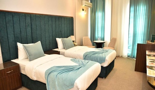 Classic Twin Room, City View