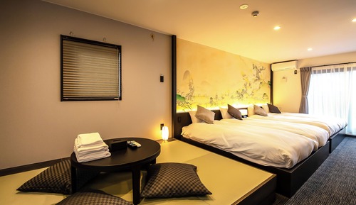 Luxury Suite