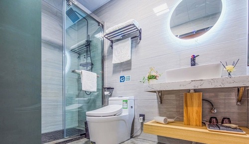 Comfort Single Room, City View