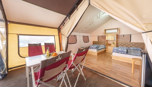 Basic Room, 1 Bedroom (Family Room G)