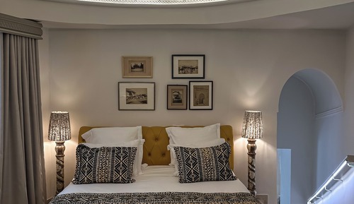 Traditional Suite