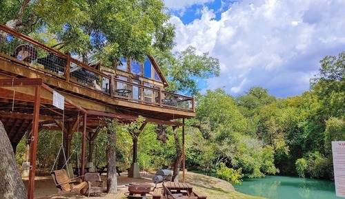 Family Tree House, River View