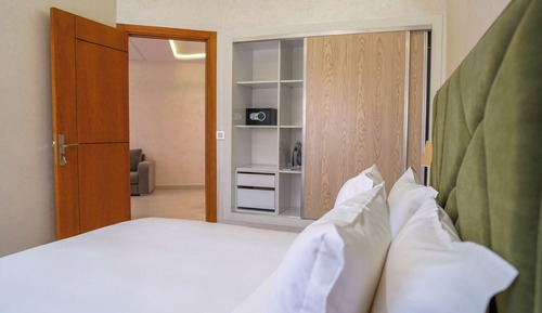 Junior Apartment, Balcony, City View