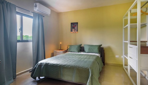 Deluxe Condo, Sea View