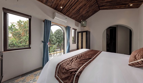 Double room with Balcony