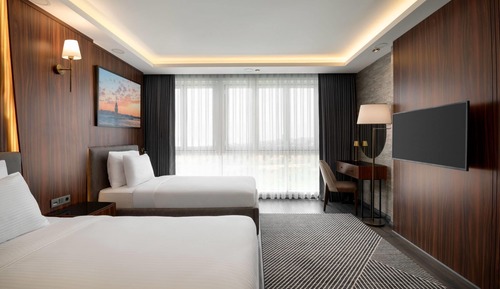 Deluxe Room, 2 Twin Beds, Sea View