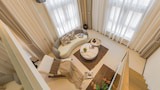 Senior Duplex, City View