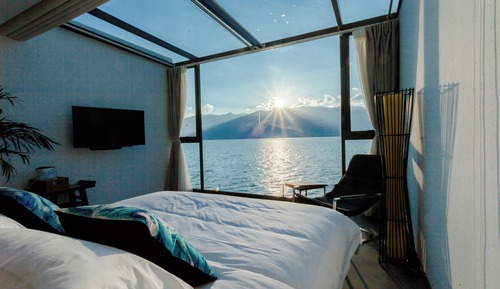 Superior Double Room, Private Bathroom, Lake View