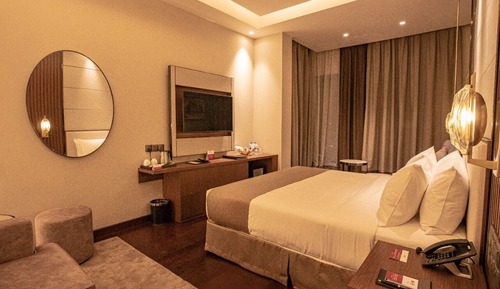Executive Single Room, City View