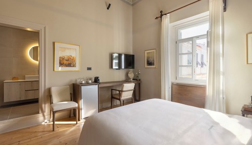 Comfort Double Room, City View